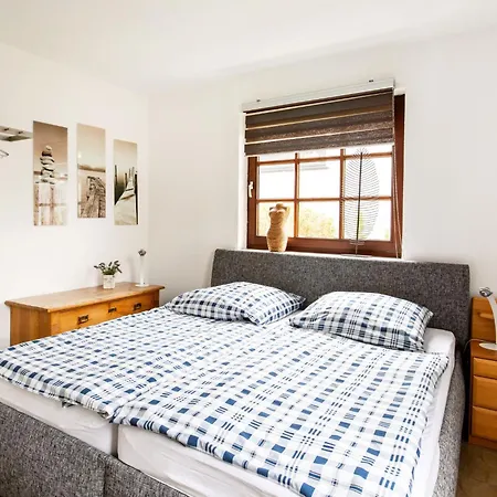 Am Fleet By Interhome Osten